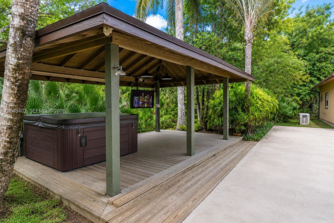 GAZEBO