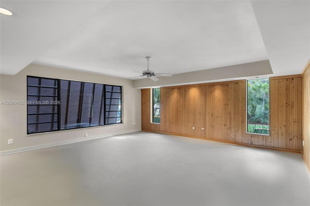 ENCLOSED 2 CAR GARAGE THAT COULD BE TURNED INTO PRIVATE QUARTERS