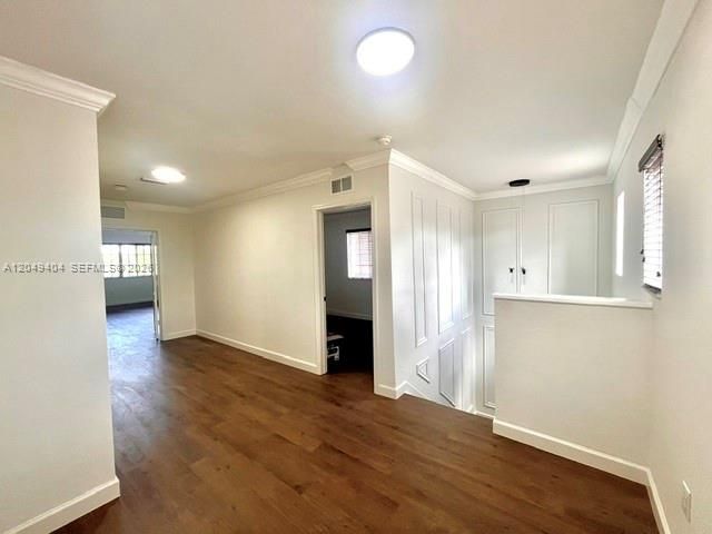 For Sale: $559,800 (5 beds, 3 baths, 3101 Square Feet)