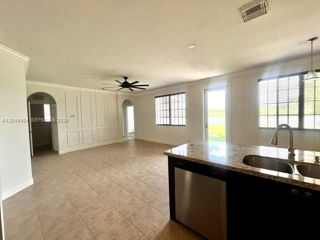 For Sale: $559,800 (5 beds, 3 baths, 3101 Square Feet)