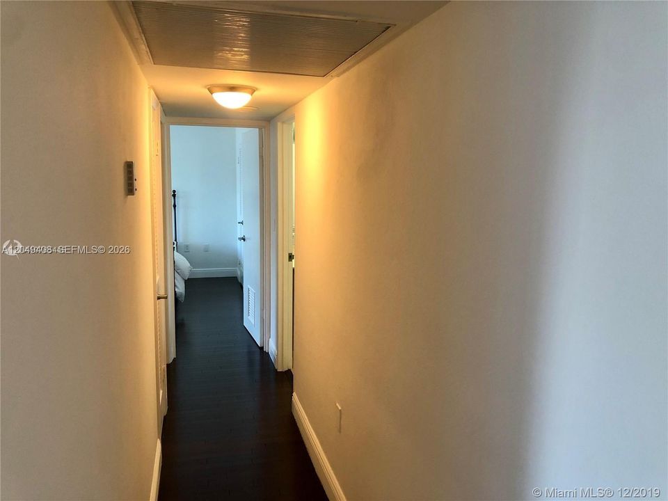 For Rent: $4,100 (2 beds, 2 baths, 1056 Square Feet)