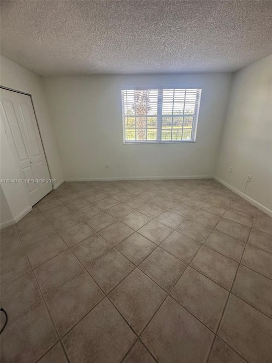 For Rent: $2,300 (2 beds, 2 baths, 1126 Square Feet)