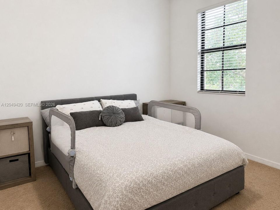 For Sale: $699,000 (3 beds, 2 baths, 1965 Square Feet)