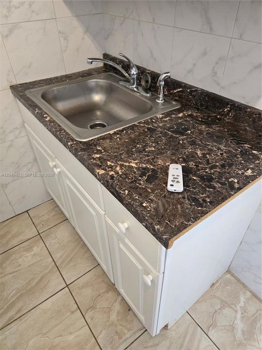 En Renta: $1,100 (0 camas, 1 baños, 350 Pies cuadrados)