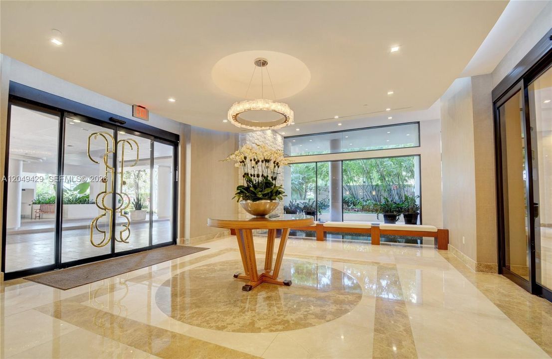 For Sale: $895,000 (2 beds, 2 baths, 1901 Square Feet)