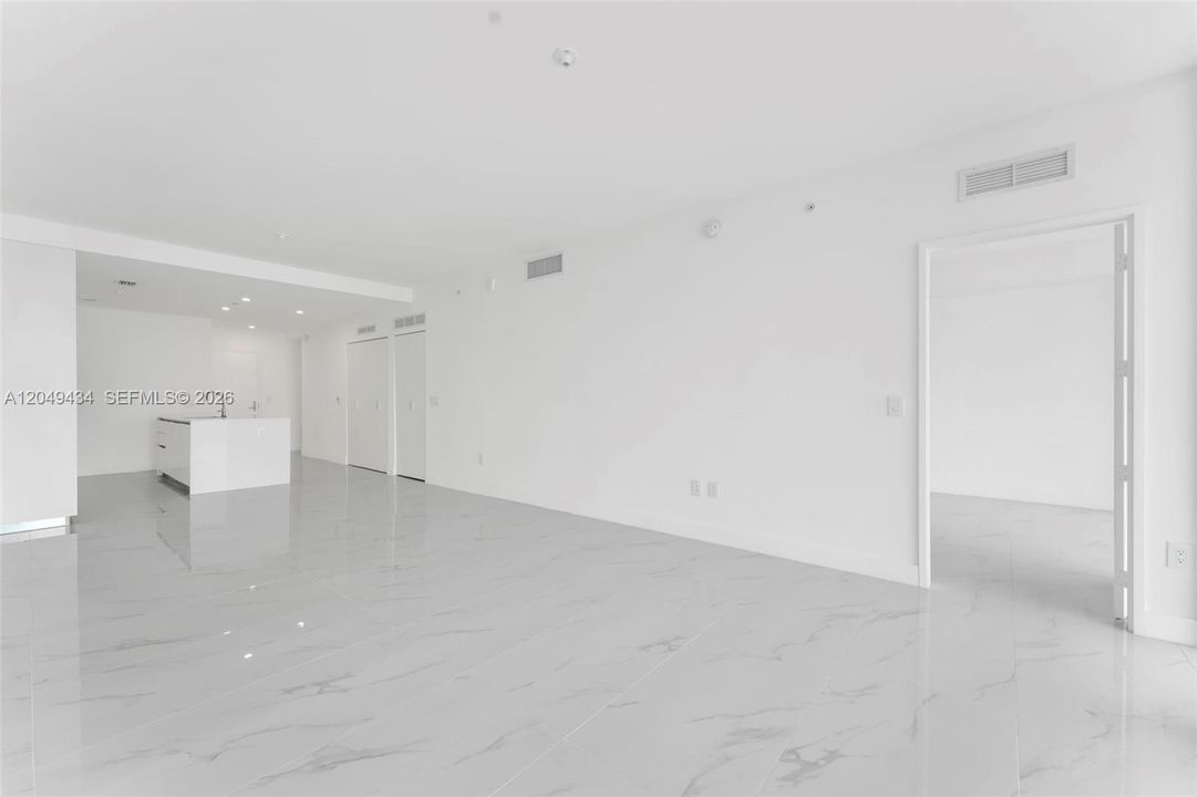 For Rent: $9,200 (3 beds, 3 baths, 1545 Square Feet)