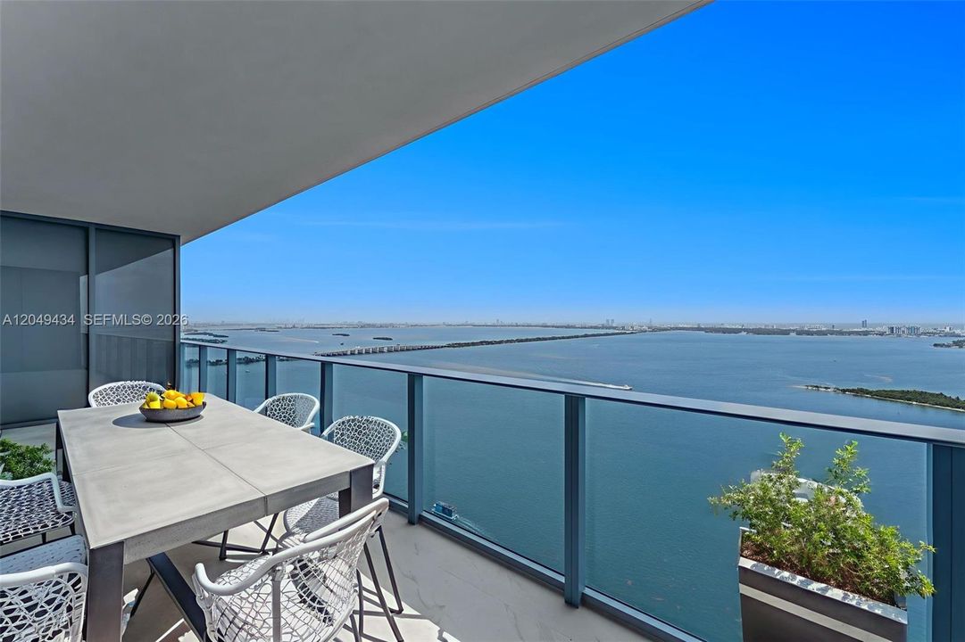 For Rent: $9,200 (3 beds, 3 baths, 1545 Square Feet)