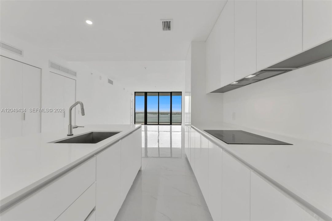 For Rent: $9,200 (3 beds, 3 baths, 1545 Square Feet)