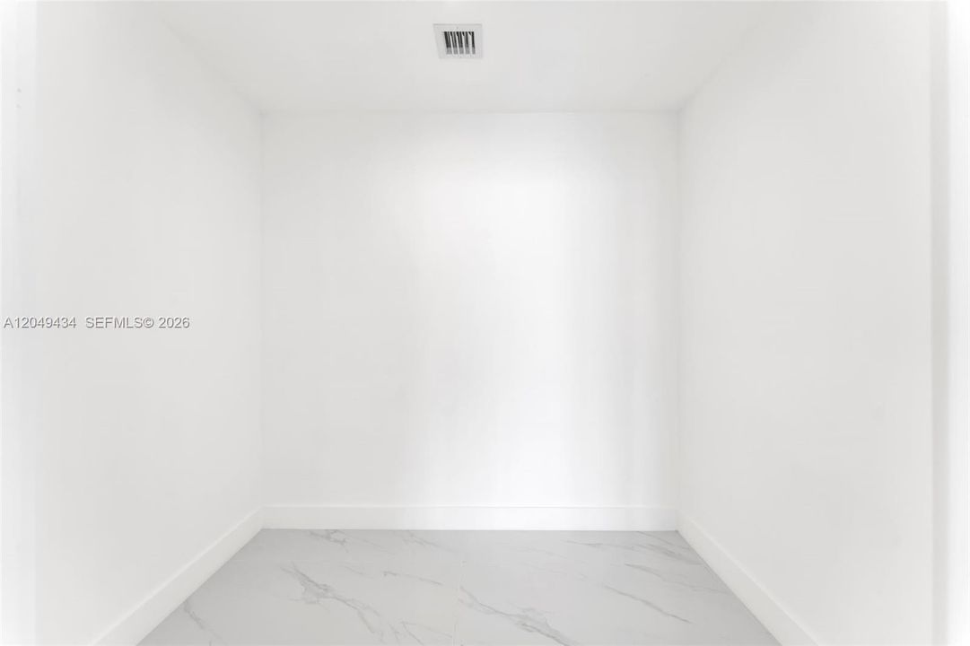 For Rent: $9,200 (3 beds, 3 baths, 1545 Square Feet)