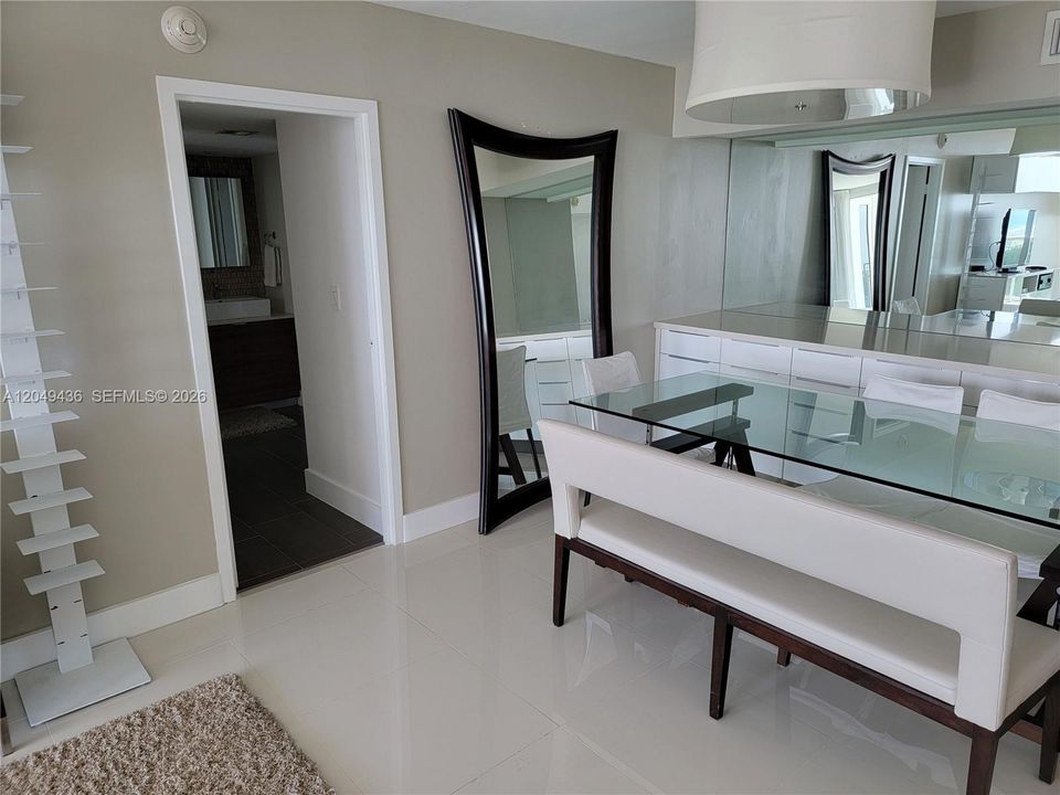 For Rent: $3,800 (2 beds, 2 baths, 1357 Square Feet)