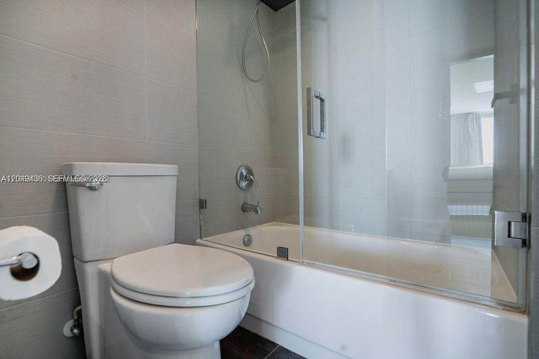 For Rent: $3,800 (2 beds, 2 baths, 1357 Square Feet)