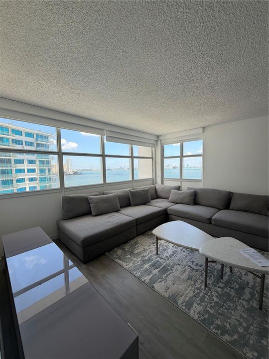 For Rent: $3,600 (0 beds, 0 baths, 1227 Square Feet)