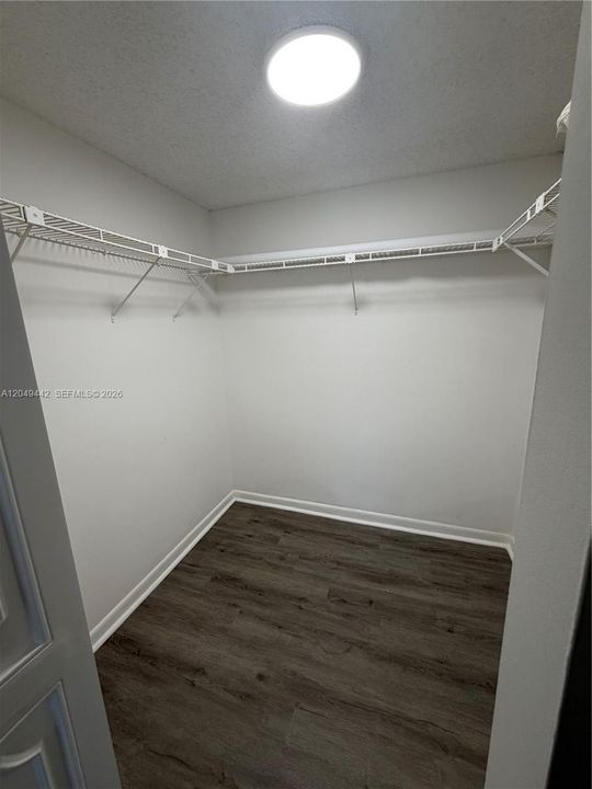 For Rent: $3,600 (0 beds, 0 baths, 1227 Square Feet)