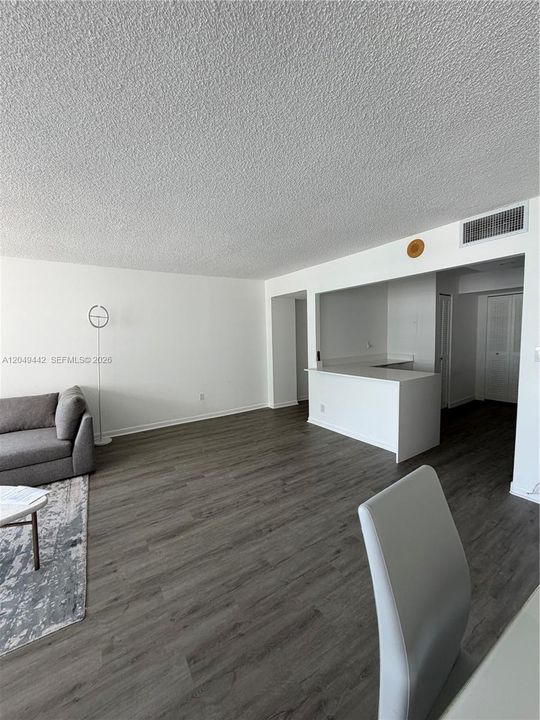 For Rent: $3,600 (0 beds, 0 baths, 1227 Square Feet)