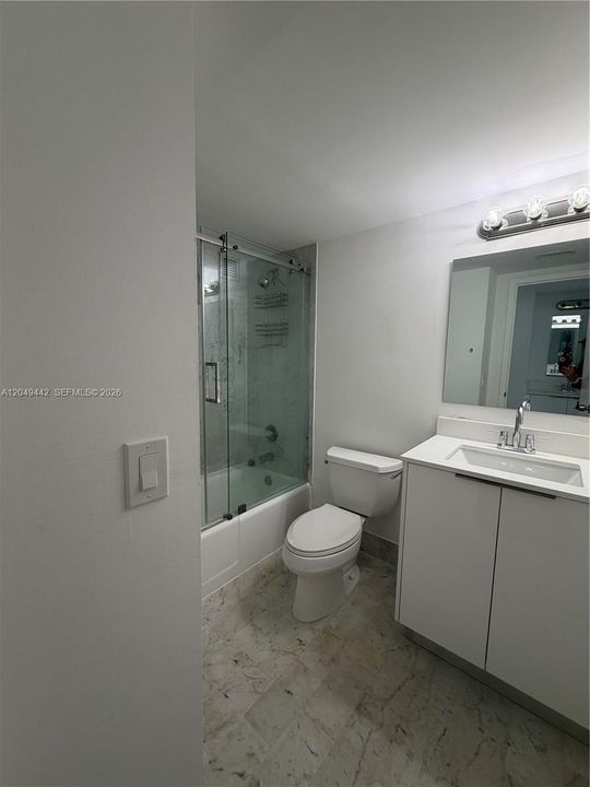 For Rent: $3,600 (0 beds, 0 baths, 1227 Square Feet)