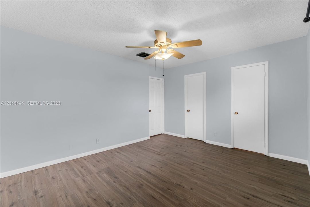 For Sale: $415,000 (3 beds, 2 baths, 1458 Square Feet)