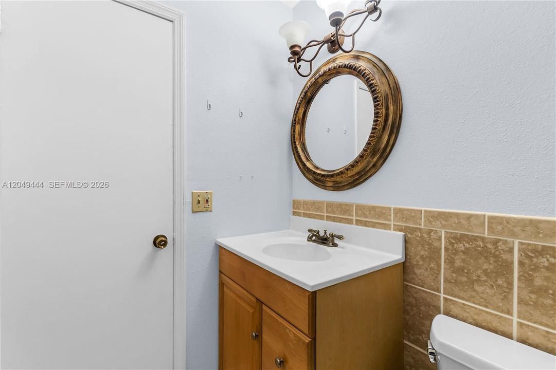 For Sale: $415,000 (3 beds, 2 baths, 1458 Square Feet)