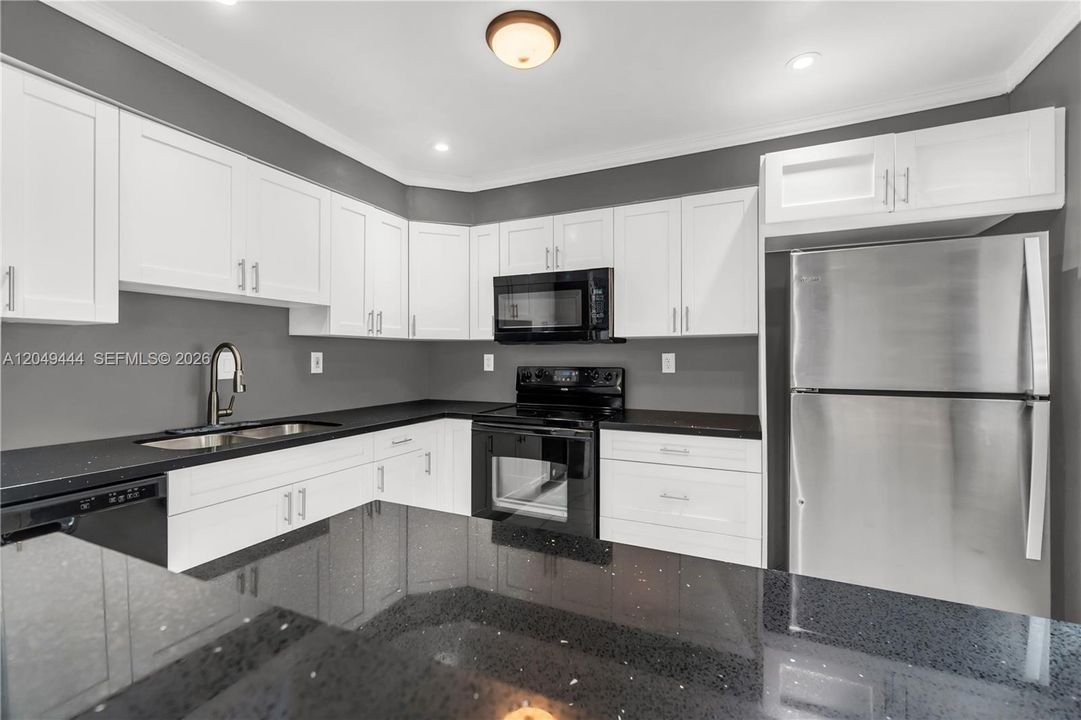 For Sale: $415,000 (3 beds, 2 baths, 1458 Square Feet)