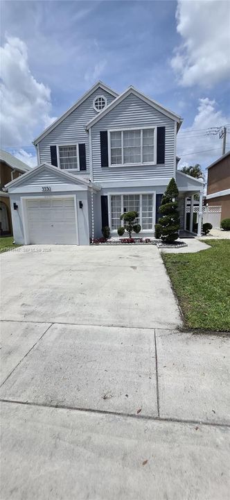 For Sale: $495,999 (3 beds, 2 baths, 1569 Square Feet)