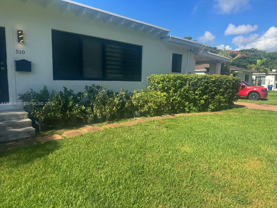 For Rent: $1,900 (1 beds, 1 baths, 4066 Square Feet)