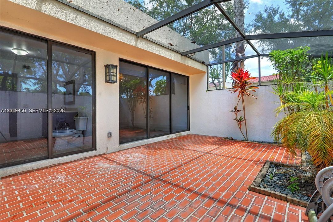 For Rent: $3,700 (2 beds, 2 baths, 1465 Square Feet)