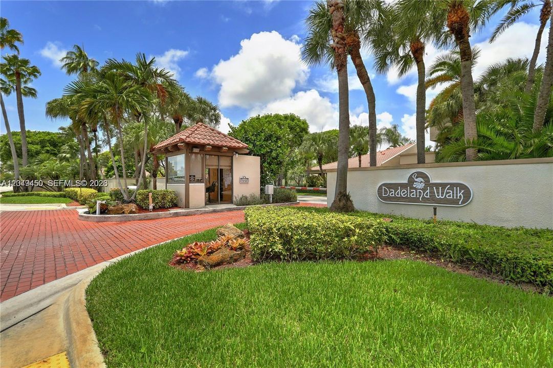 For Rent: $3,700 (2 beds, 2 baths, 1465 Square Feet)