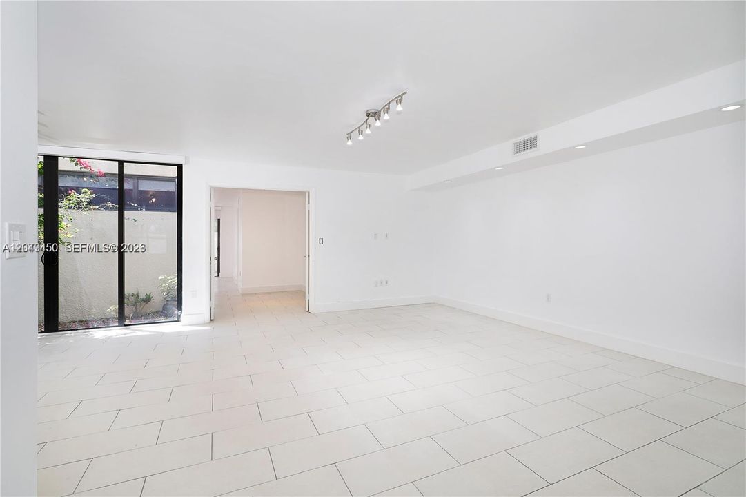 For Rent: $3,700 (2 beds, 2 baths, 1465 Square Feet)
