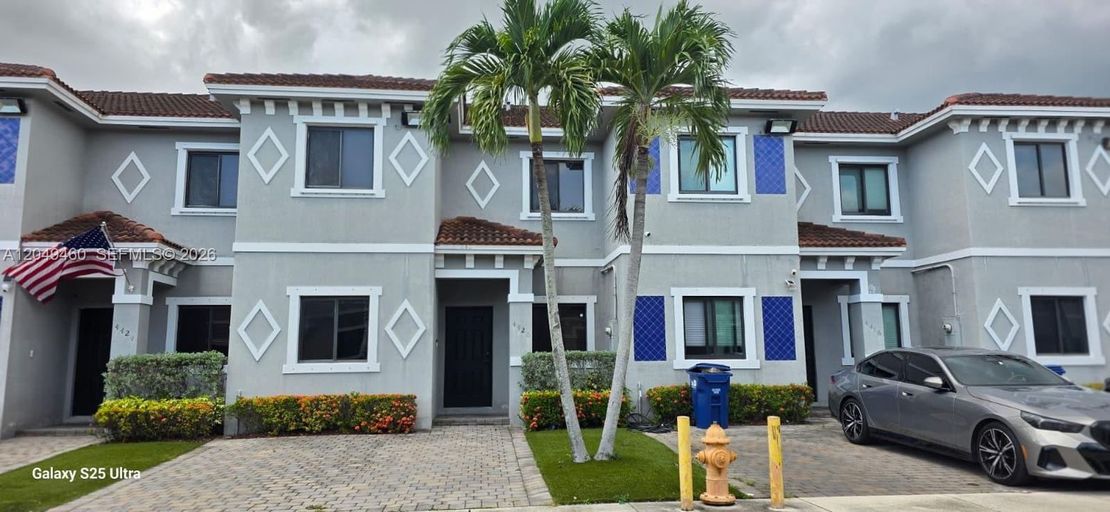 For Sale: $549,700 (4 beds, 3 baths, 1704 Square Feet)