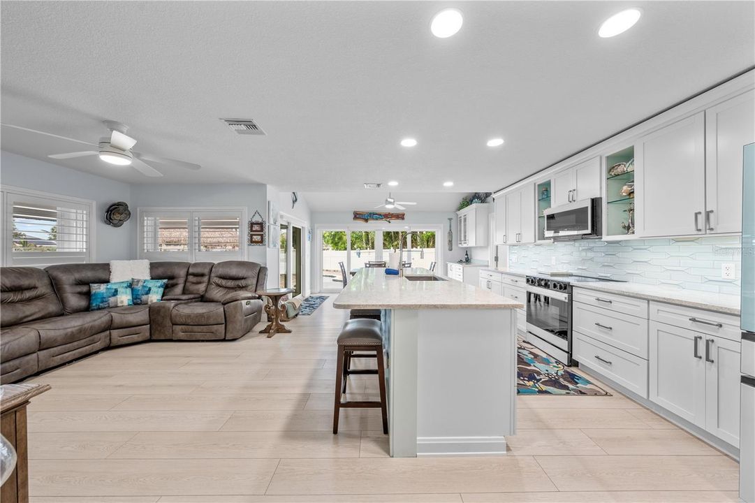 123 QUEEN ANN CT