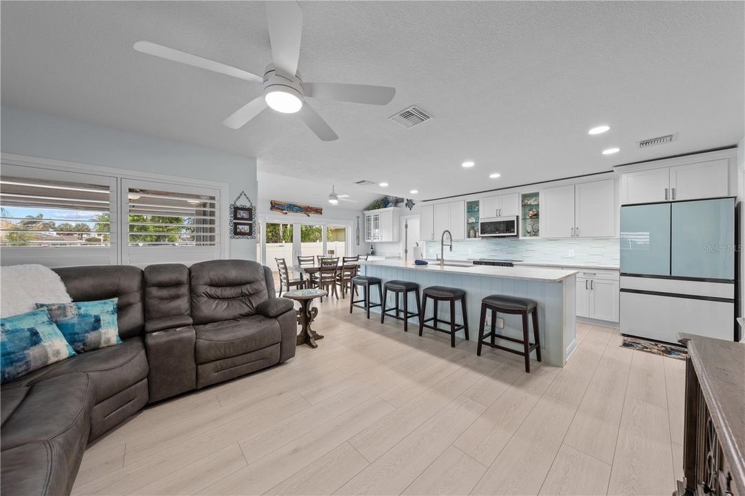 123 QUEEN ANN CT