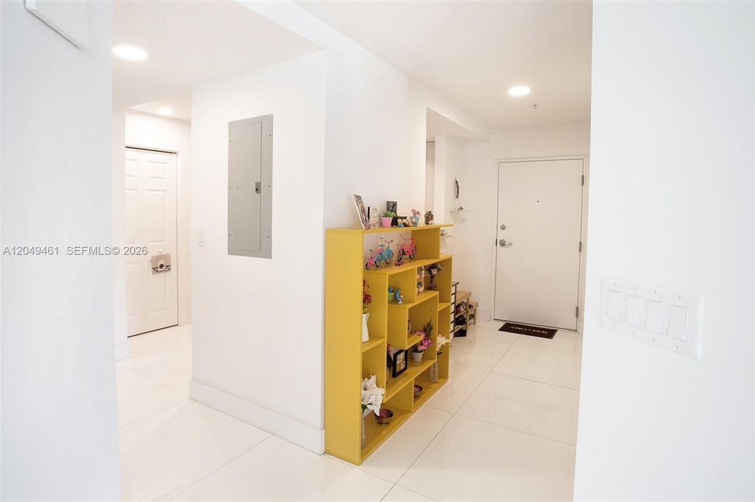 For Rent: $3,500 (3 beds, 2 baths, 1525 Square Feet)