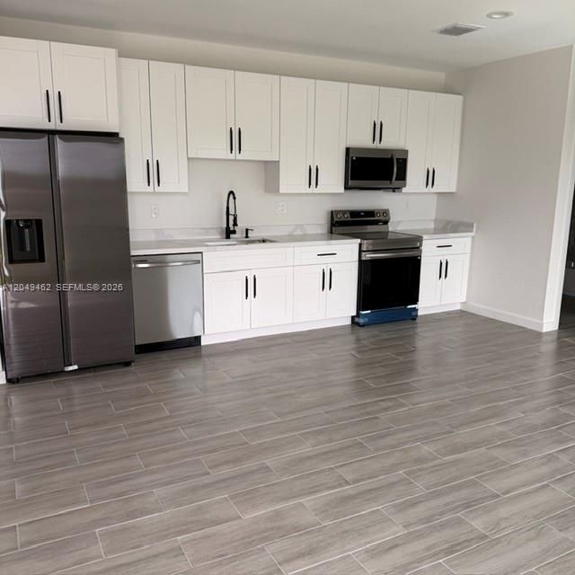 For Rent: $3,500 (3 beds, 2 baths, 0 Square Feet)