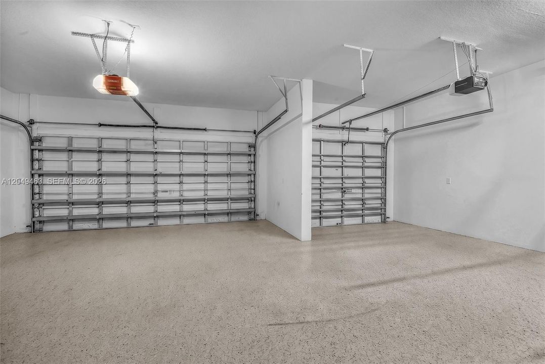 В аренду: $9,500 (5 спален, 3 ванн, 3913 Квадратных фут)