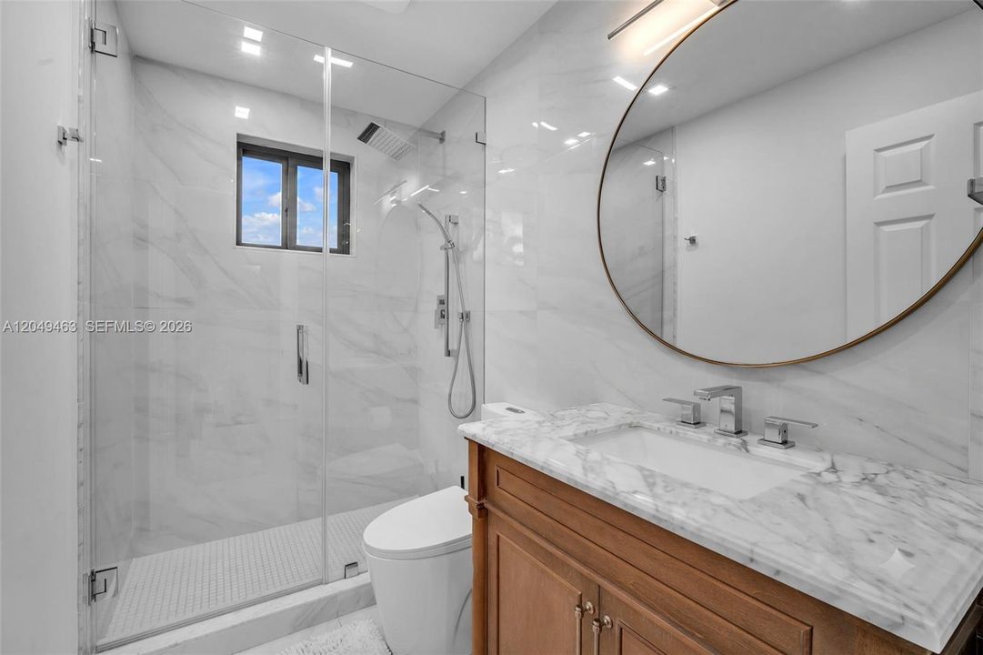 В аренду: $9,500 (5 спален, 3 ванн, 3913 Квадратных фут)
