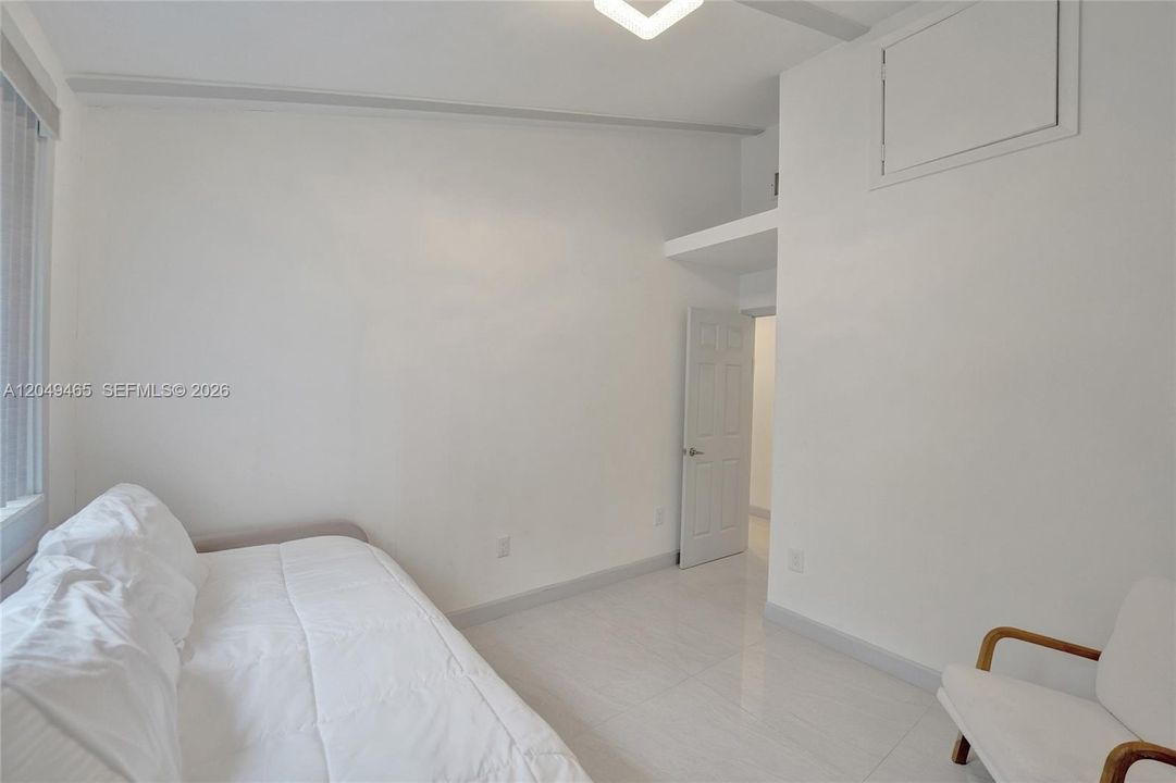 For Rent: $4,800 (3 beds, 3 baths, 1344 Square Feet)
