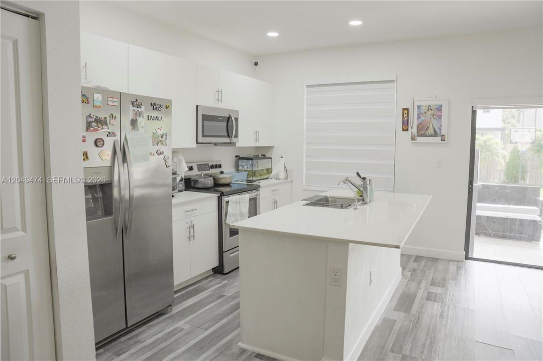 For Sale: $490,000 (3 beds, 2 baths, 1514 Square Feet)