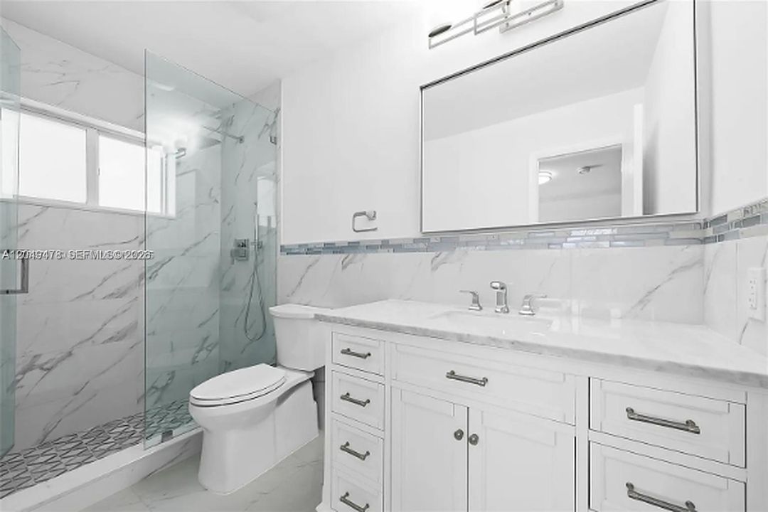 For Rent: $5,000 (4 beds, 2 baths, 1976 Square Feet)