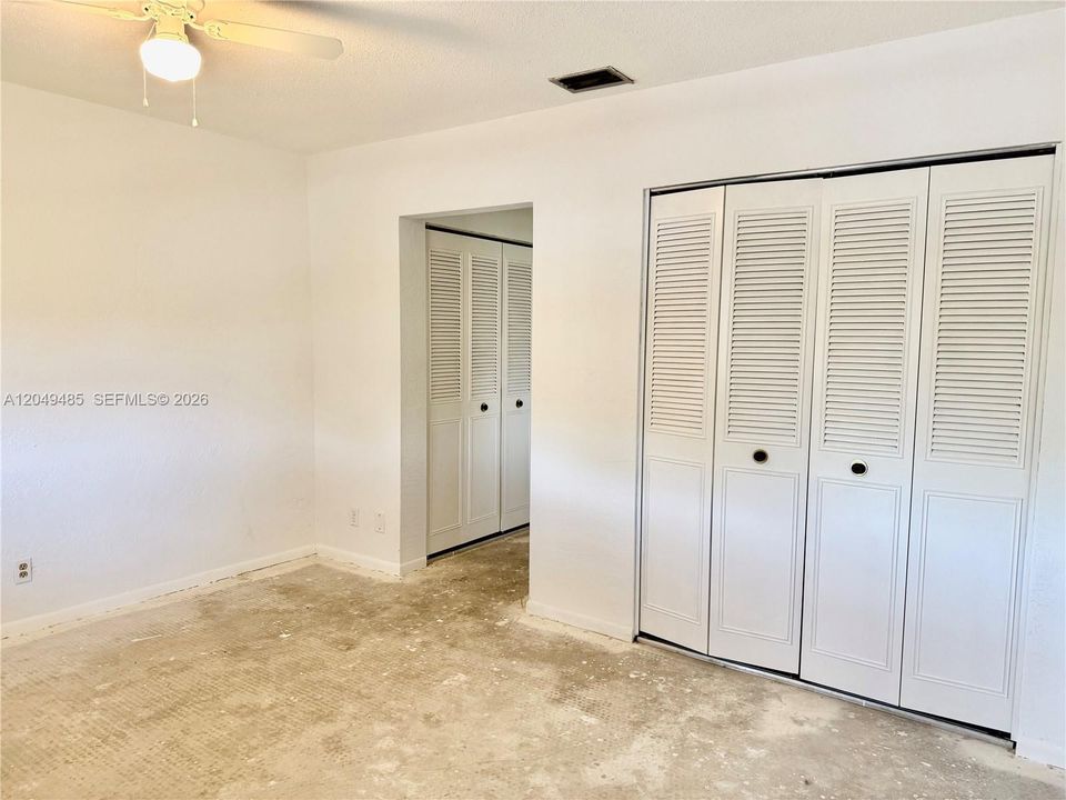 For Sale: $349,000 (2 beds, 2 baths, 1366 Square Feet)