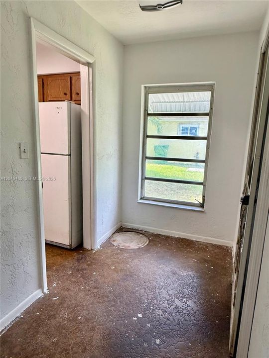 For Sale: $349,000 (2 beds, 2 baths, 1366 Square Feet)