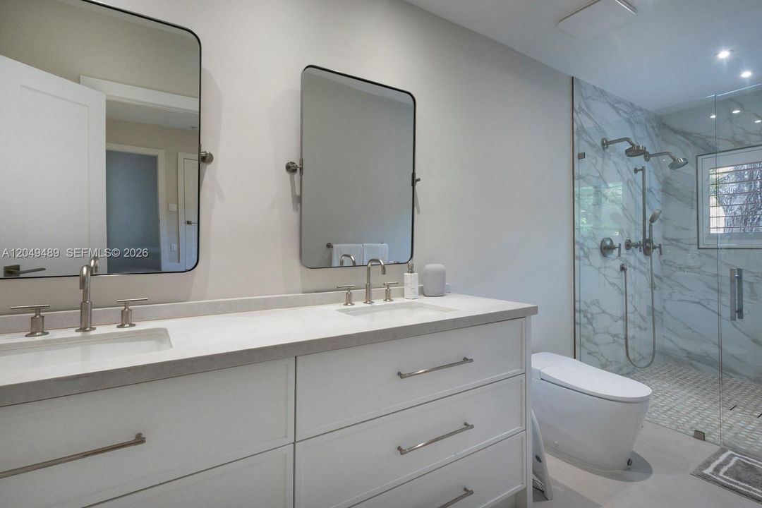 For Rent: $9,000 (3 beds, 2 baths, 1754 Square Feet)