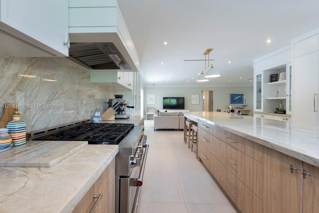 For Rent: $9,000 (3 beds, 2 baths, 1754 Square Feet)