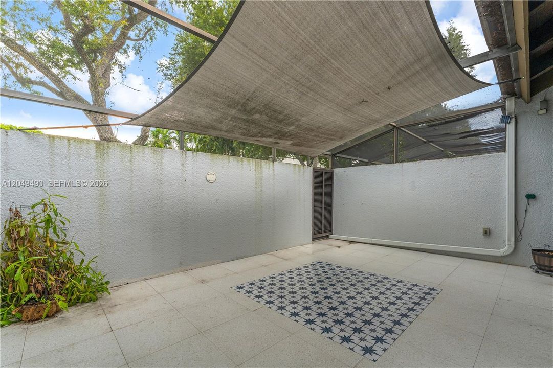 For Sale: $875,000 (3 beds, 3 baths, 2019 Square Feet)