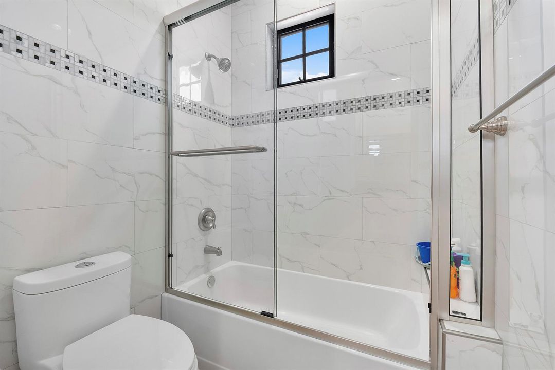 9594 Ginger Ct_061