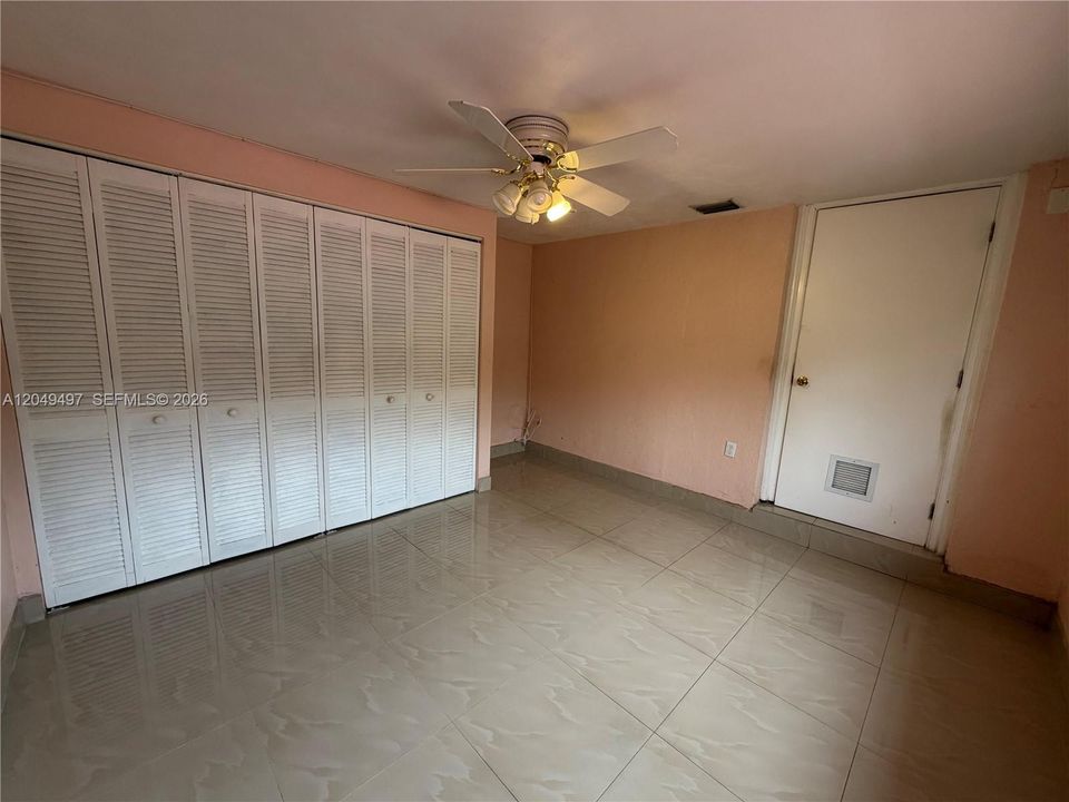 For Sale: $598,000 (4 beds, 2 baths, 1475 Square Feet)