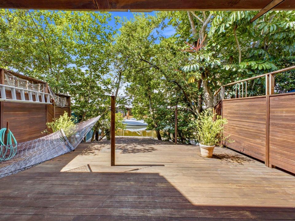Dock