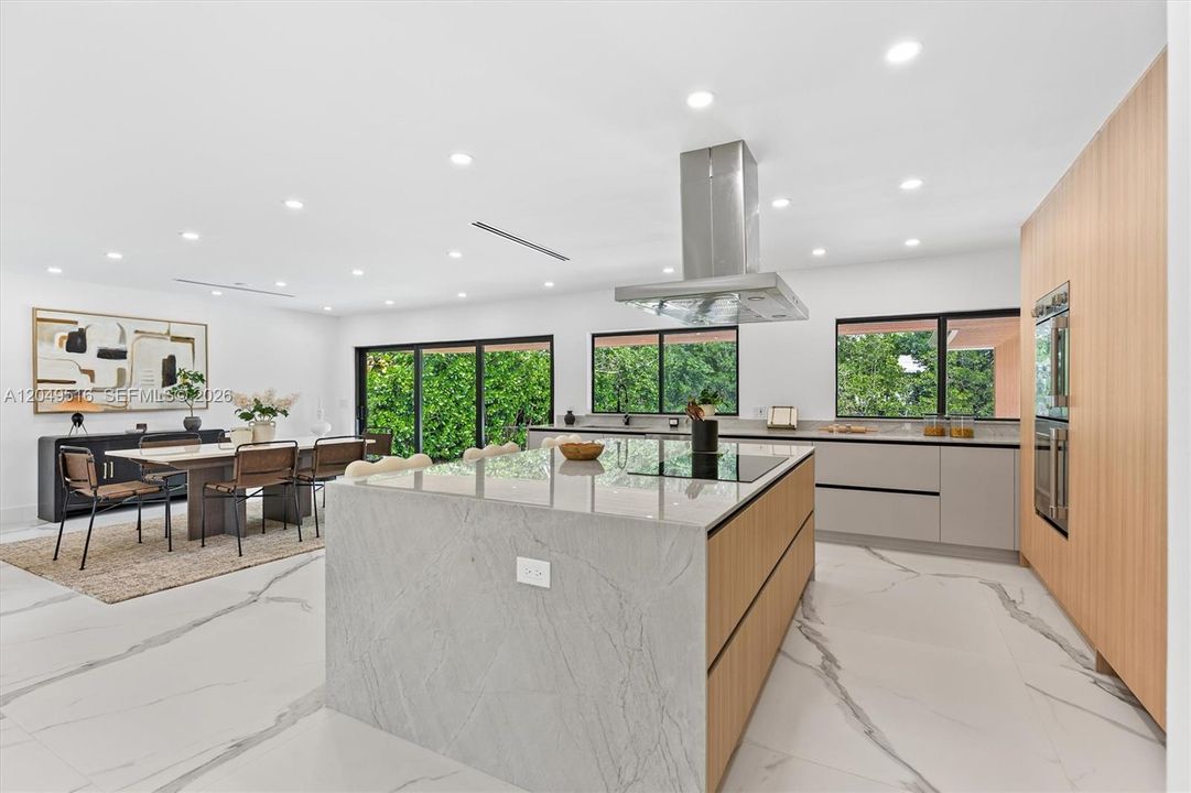 For Rent: $12,000 (4 beds, 4 baths, 2518 Square Feet)