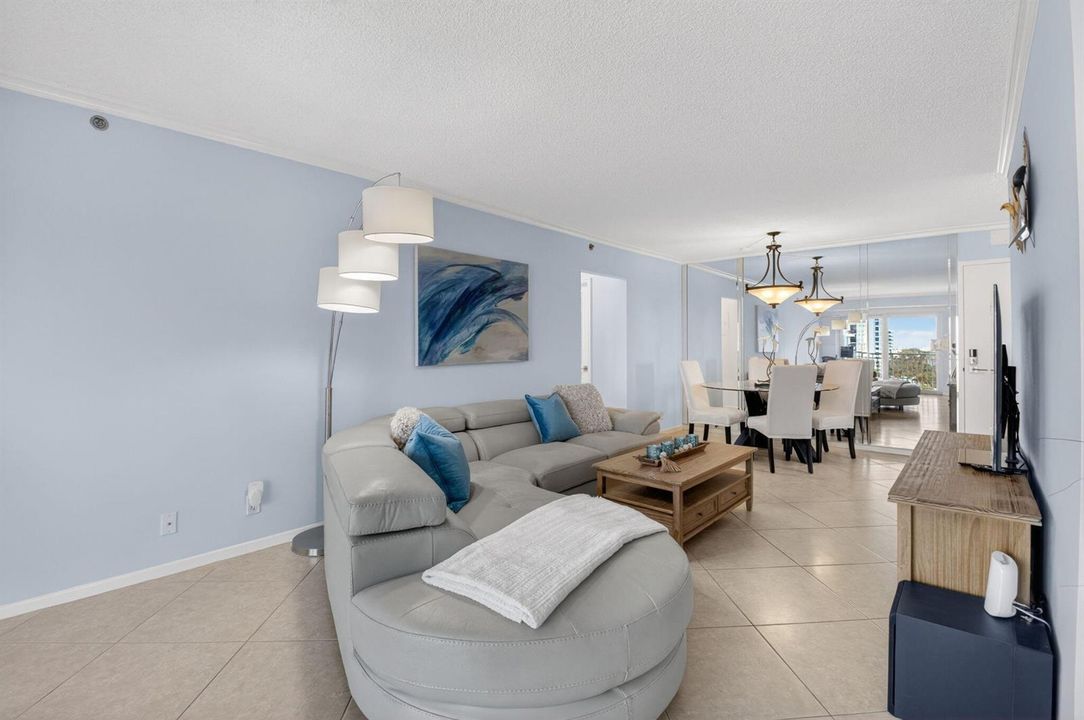 Living dining open concept