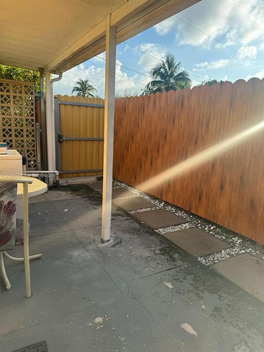 For Rent: $1,650 (1 beds, 1 baths, 528 Square Feet)