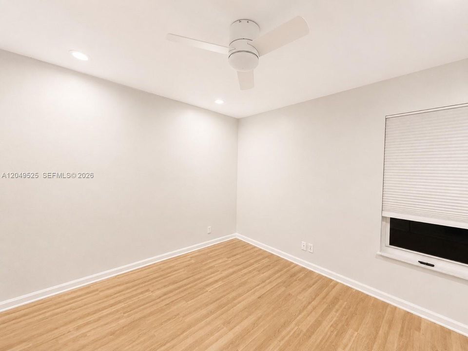 В аренду: $8,500 (5 спален, 3 ванн, 3426 Квадратных фут)