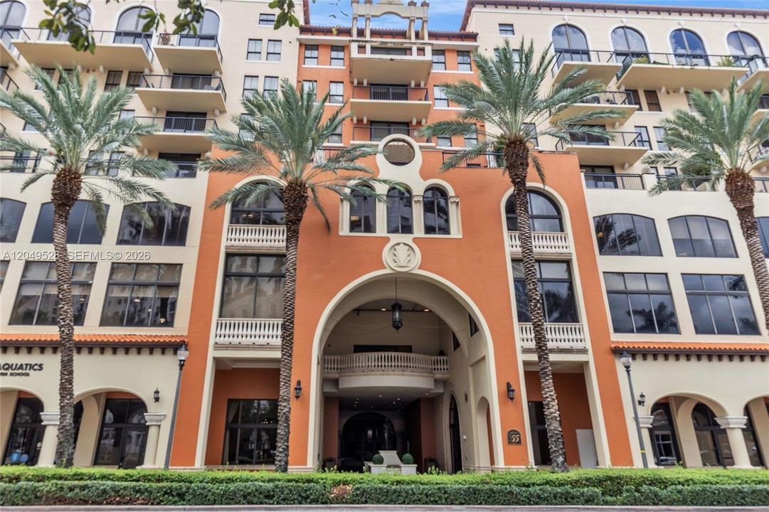 7th floor, large  apartment unit with a den.The neighborhood village feel offers wonderful restaurants, shops and parks. Five miles to the Miami Int’l Airport. Brickell City Centre is 5.2 miles, central Coconut Grove is 2.5 miles from your home